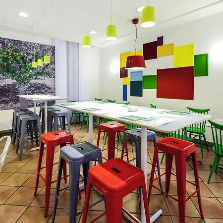 Ibis Styles Napoli Garibaldi-3