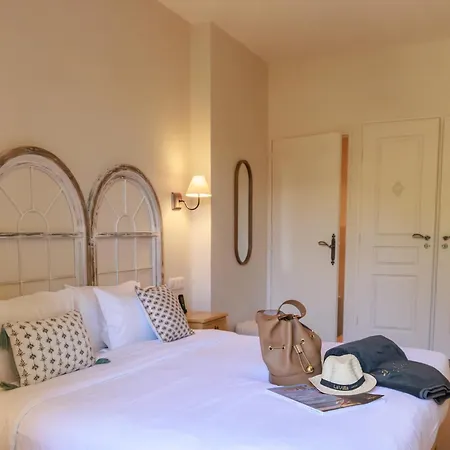 Hotel La Villa Sainte Valerie Adults Only-3