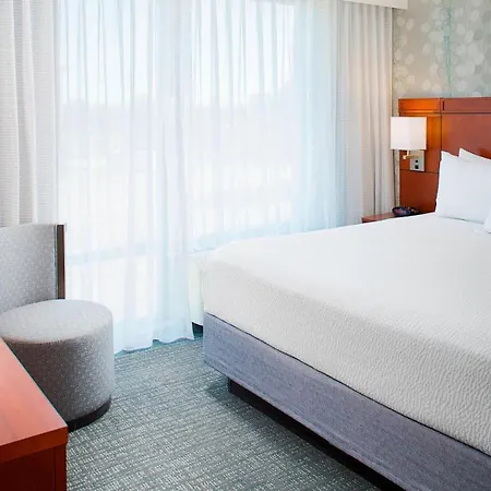 Courtyard By Marriott Ann Arbor-2