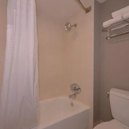 Holiday Inn Express & Suites Fayetteville University Of Arkansas Area By Ihg-2