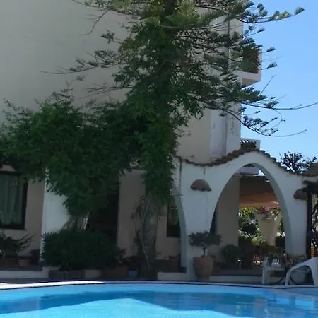 Hotel Punta Faro-3