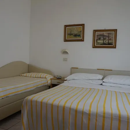 Hotel Aurora-3