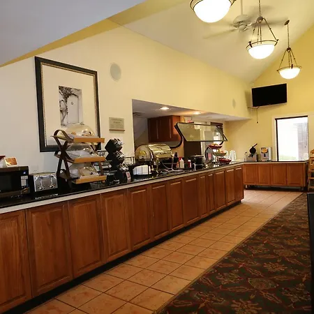 Fairbridge Inn & Suites - Akron Copley Township - West-2