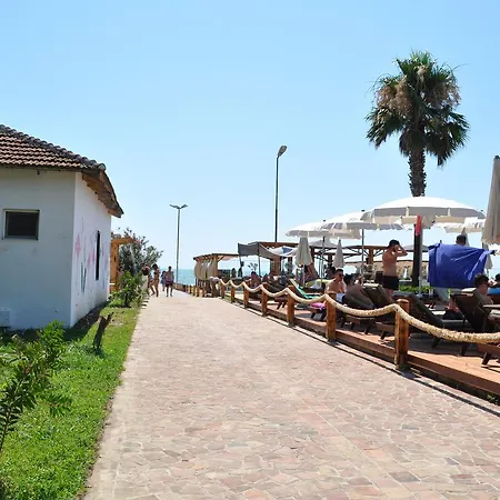 Tropikal Bungalows-3