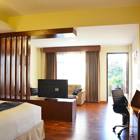 Eastern Palace Hotel-3