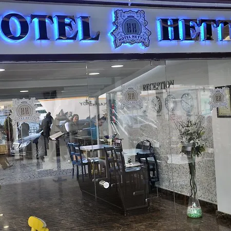 Hettie Hotel-2
