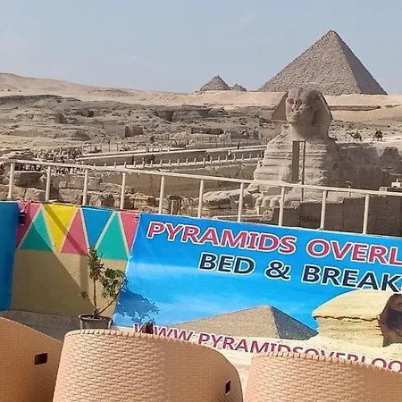 Pyramids Overlook Inn-2