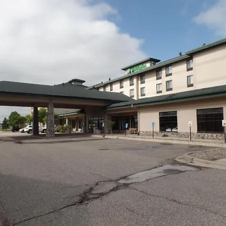 Holiday Inn Hotel & Suites Owatonna-3