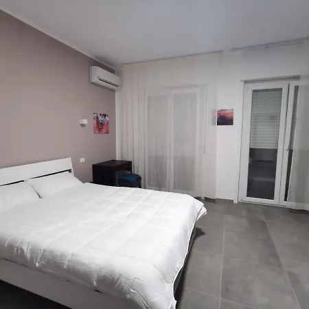 Cesare Rooms-2
