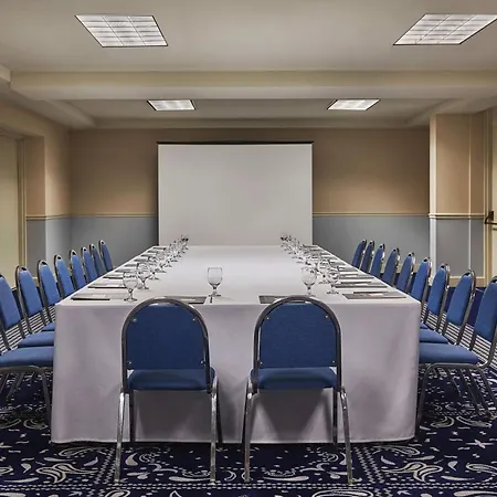 Graduate By Hilton Lincoln-3
