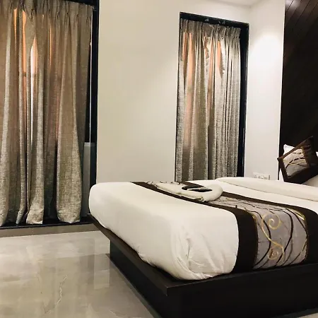 Hotel Flora Suites - Fort-2