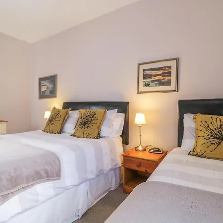 Swinside Cottage-3