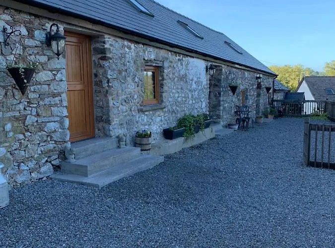 The Reindeer Retreat Daisy Double Bed & Breakfast Carmarthen