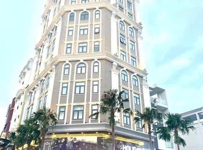 Holiday 2 Hotel Cần Thơ