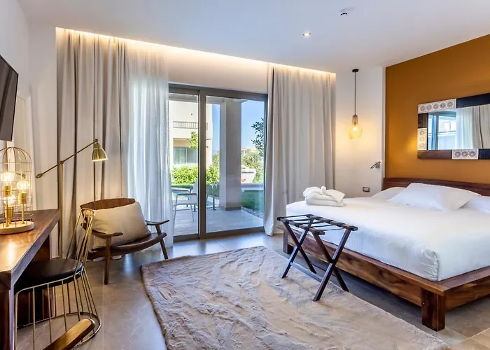 Elysian Luxury Hotel And Spa