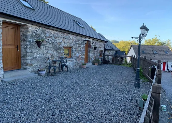 The Reindeer Retreat Daisy Double Bed & Breakfast Carmarthen