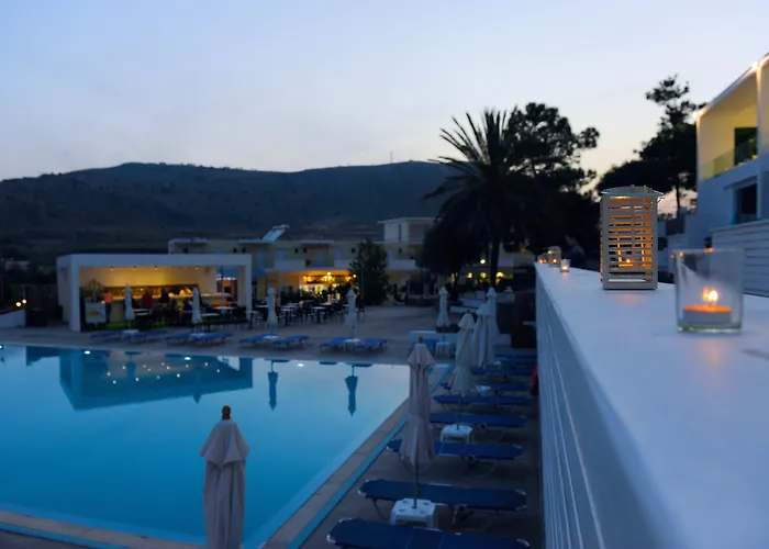 Ellia Hotel