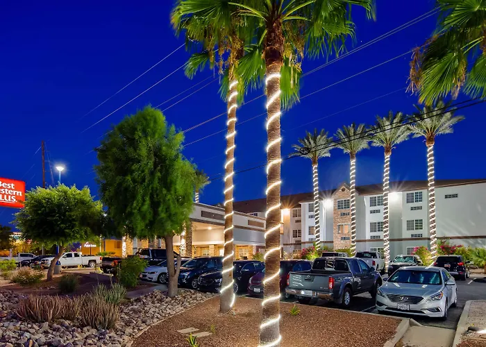 La Quinta Inn & Suites By Wyndham Tulsa Downtown - Route 66