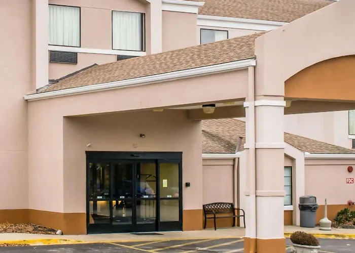 Blankenbaker Inn By Ihg