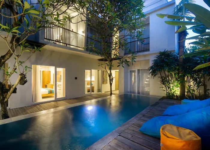 Casa Kayu Aya Hotel Seminyak 
