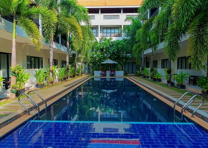 New Riverside Hotel