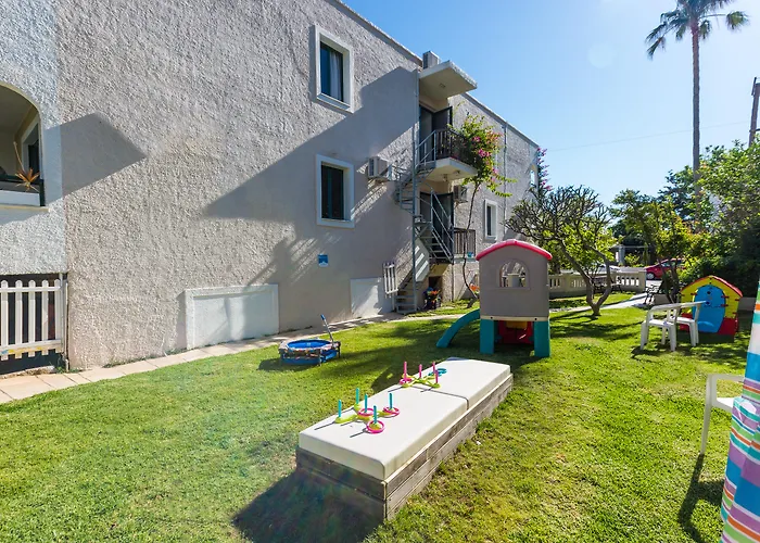 Trefon Hotel Apartments And Family Suites