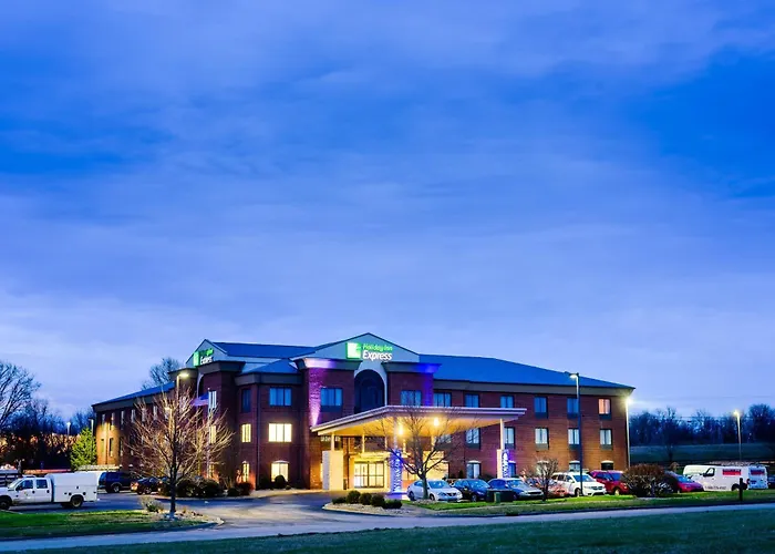 Holiday Inn Express & Suites Shelbyville By Ihg