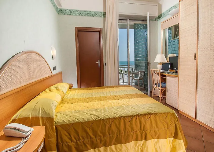 Hotel Corallo Villa Rosa Di Martinsicuro