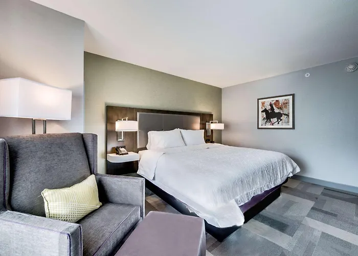 Hampton Inn & Suites Fort Worth Downtown