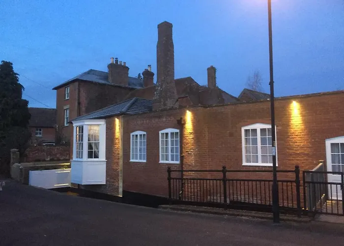 Three Crowns Guest House Salisbury
