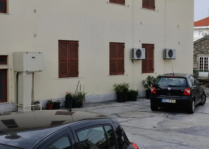 Residencial Parque Acomodação com café da manhã Celorico Da Beira