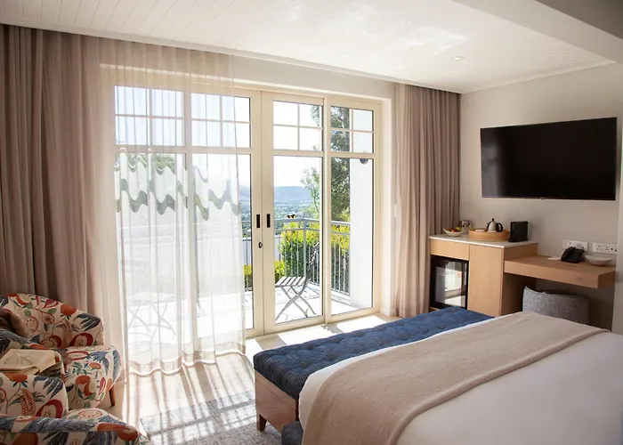 La Petite Ferme Hotel Franschhoek