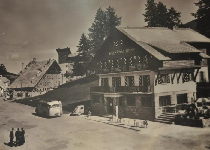 Le Chalet Suisse