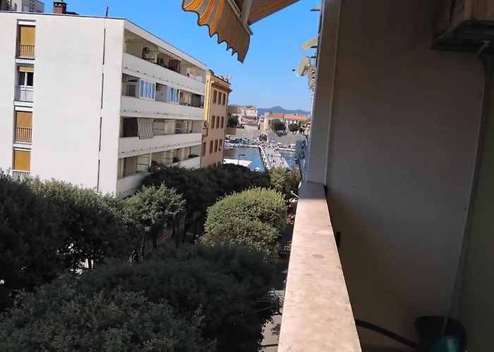 El Mirador Rooms With Balcony Zara