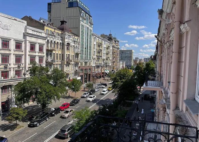 Royal Grand Hotel