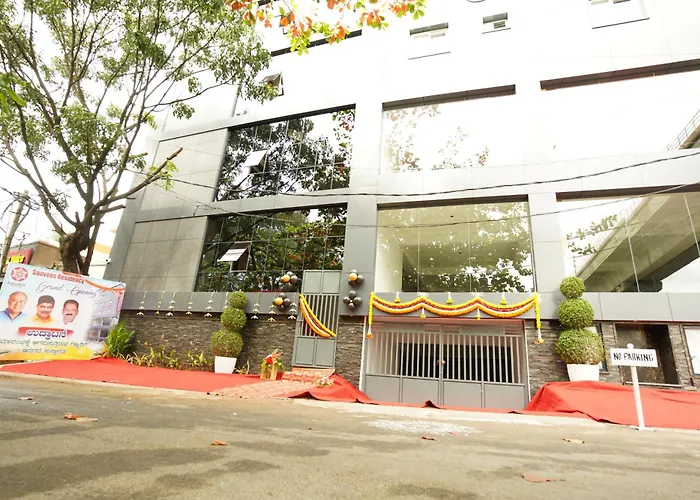 Saavees Residency