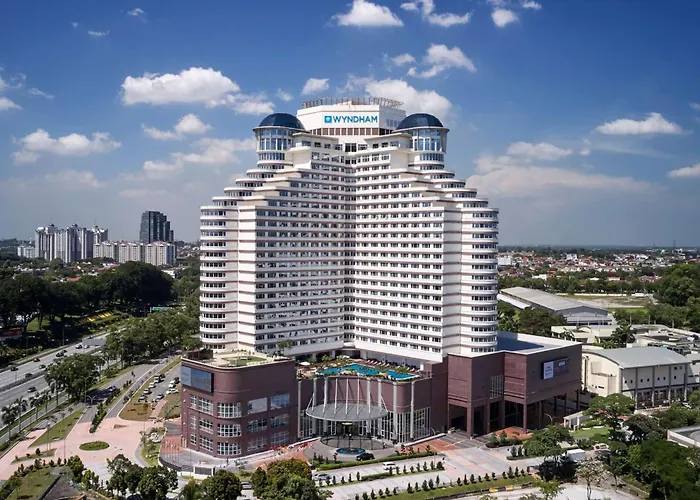Wyndham Acmar Klang Hotel