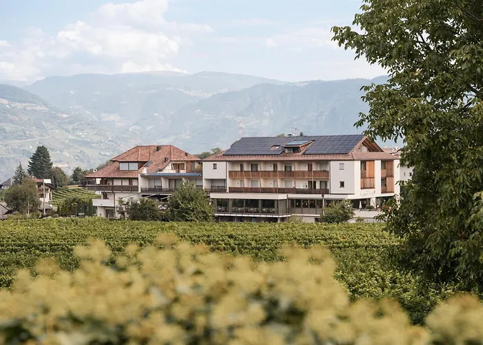 Hotel Girlanerhof Eppan an der Weinstraße