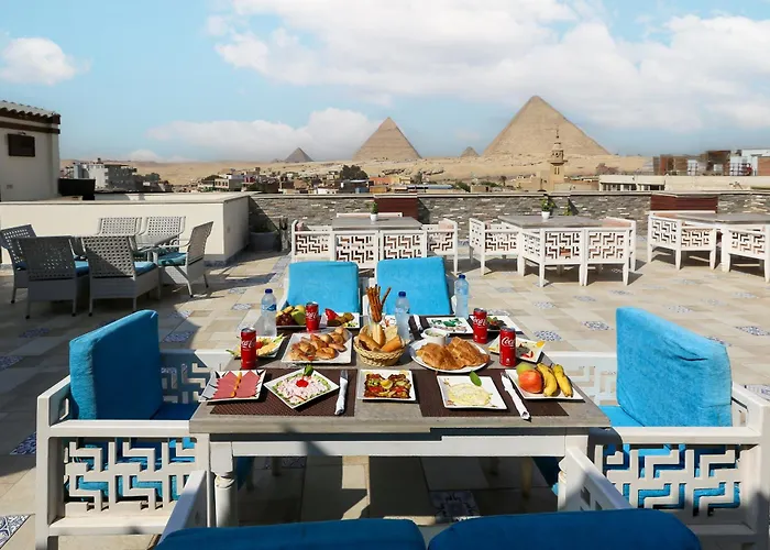 Pyramid Edge Hotel & Exclusive Pyramids View Rooftop Kafrat al Jabal