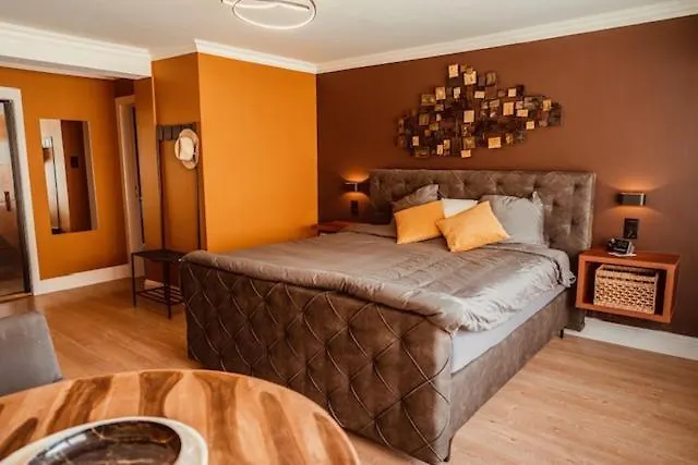 Mi Casa Naranja Hotel Lommel