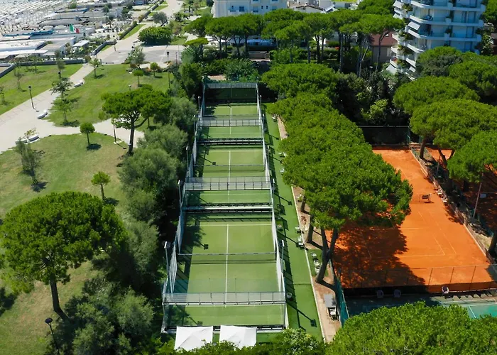 Villa Regina - MarePineta Resort Milano Marittima