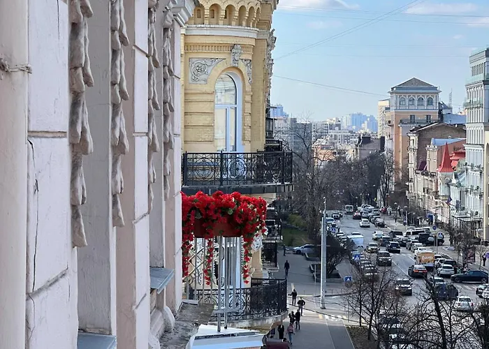 Royal Grand Hotel