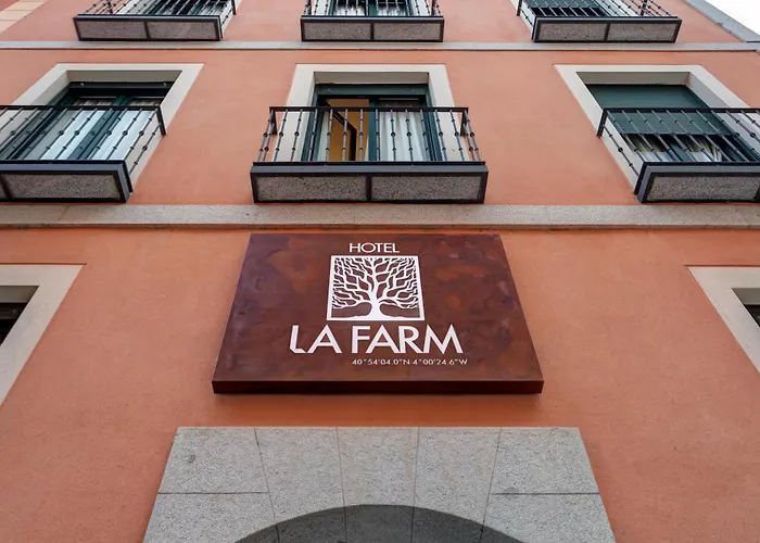 Hospedium Hotel La Farm San Ildefonso