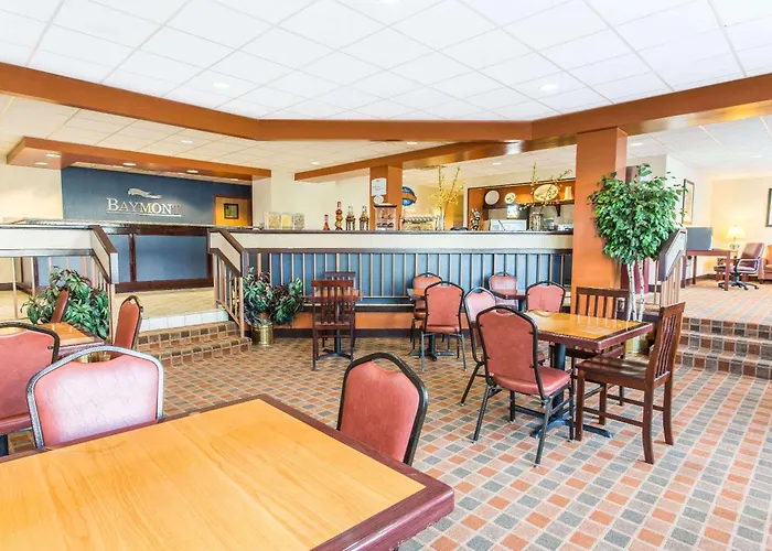 Baymont By Wyndham Cincinnati Sharonville