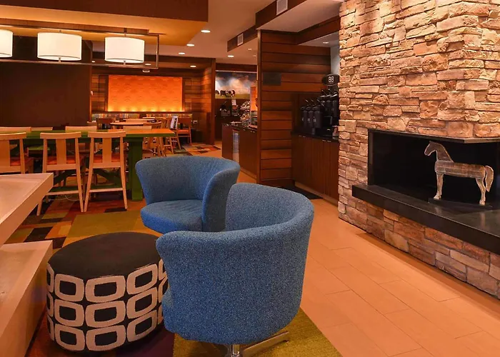 Baymont By Wyndham St Charles