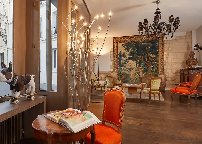 Hotel De Notre-Dame Paris