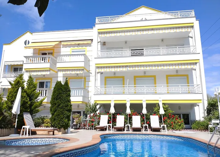 Ioli Apartments Limenas 