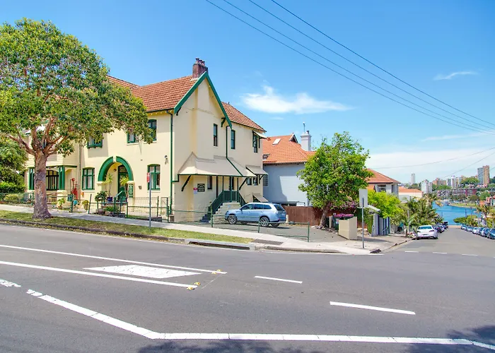 Neutral Bay Lodge Sydney