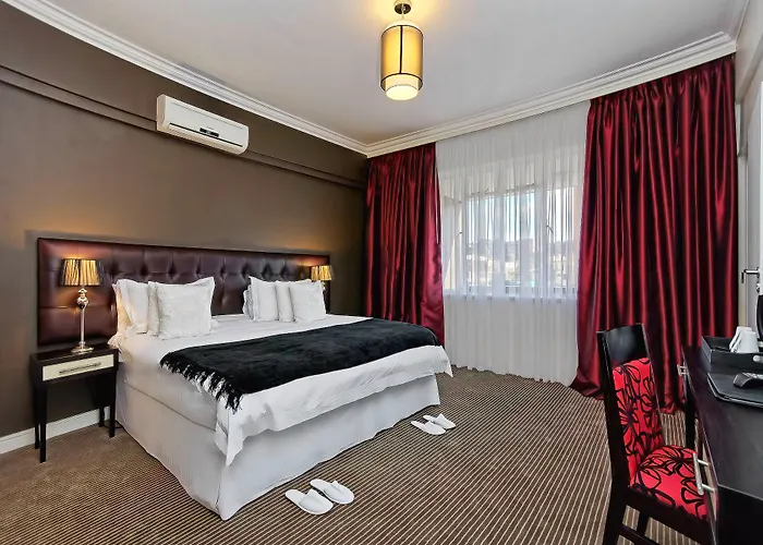Ascot Boutique Hotel