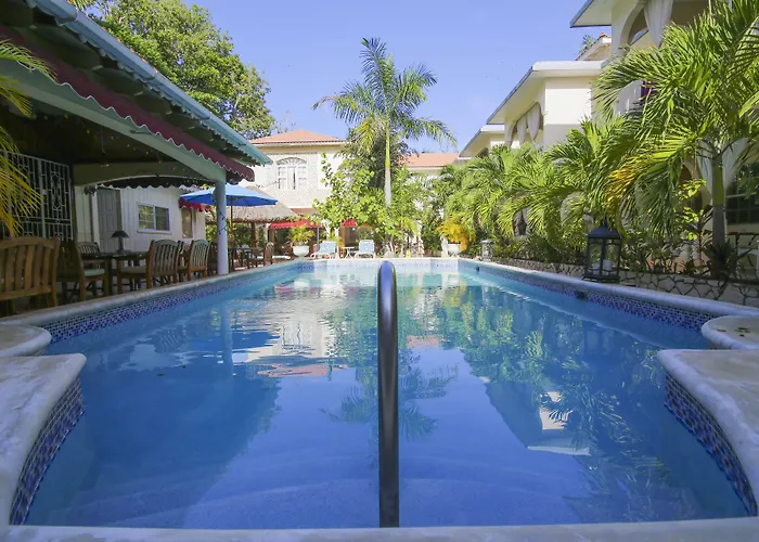 Rayon Hotel Negril